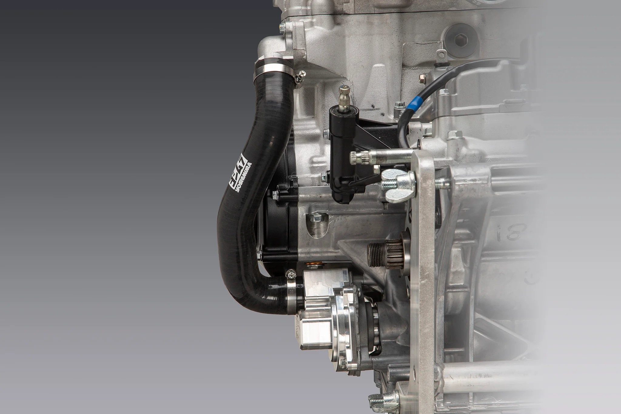 GSX-R1000 17-21 MOD LITE / DWARF WATER PUMP HOSE - Image 4